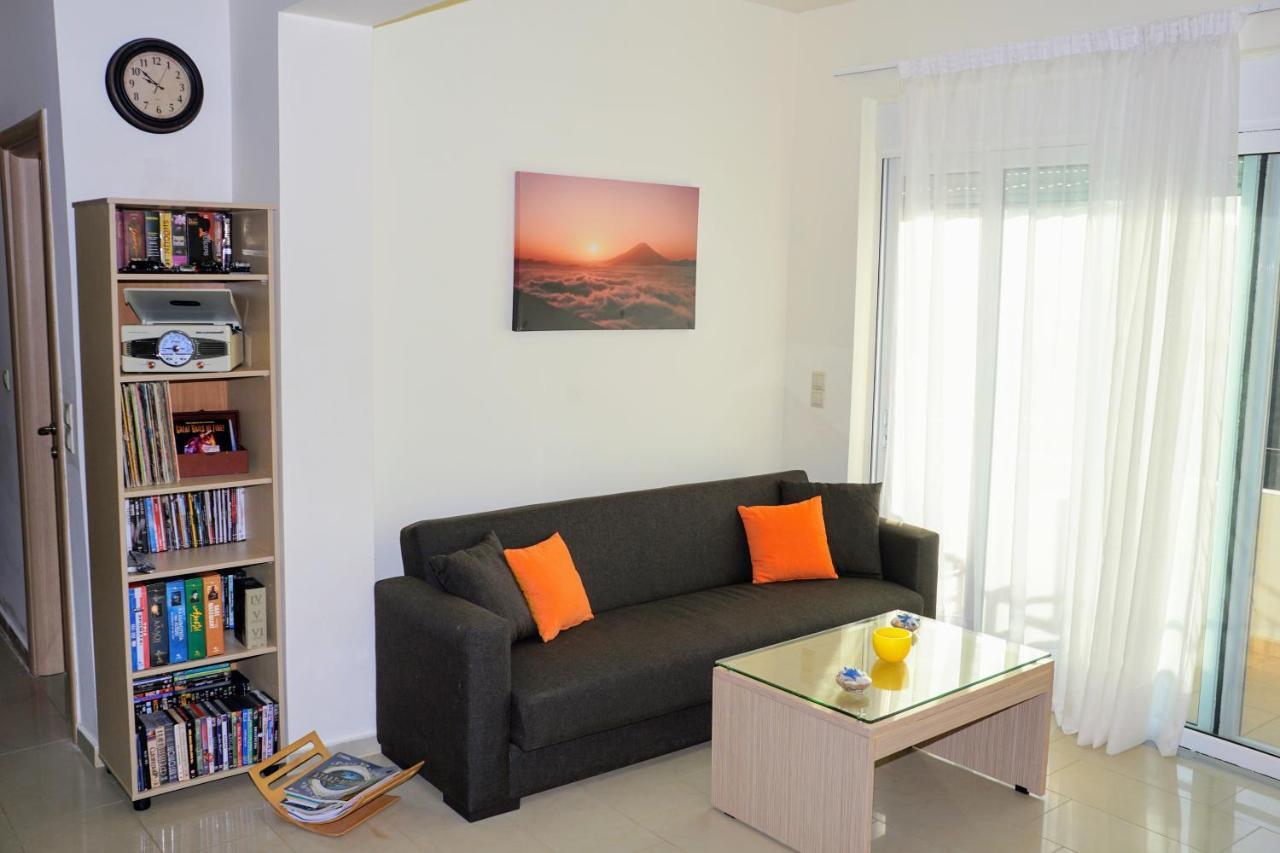 Olive Tree Hillside Apartment スタロス エクステリア 写真
