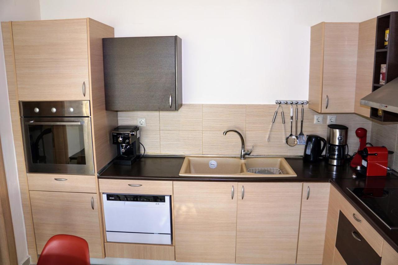 Olive Tree Hillside Apartment スタロス エクステリア 写真